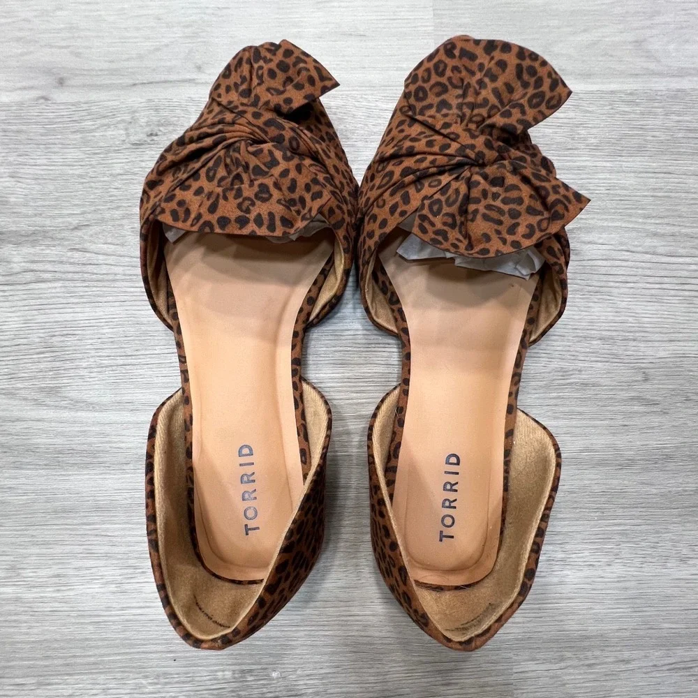 Torrid Womens Bow Pointed Toe DOrsay Flats Shoes Size 8WW‎ Brown Leopard Print
